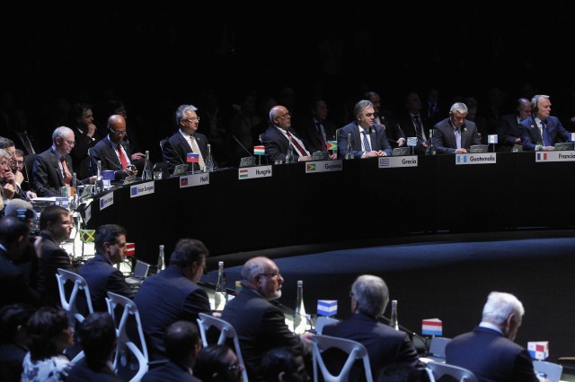 Próxima cumbre Celac-UE será en 2015 en Bruselas