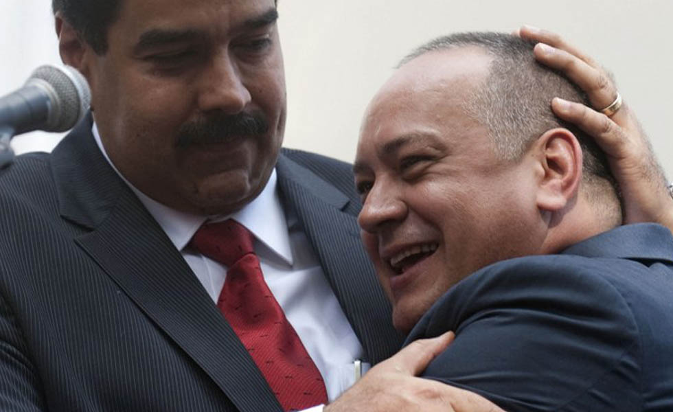 Cabello llamó a eliminar los “grupitos” que dañan el gobierno