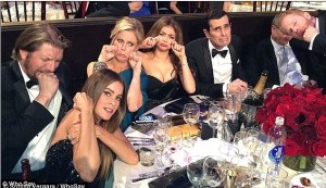 Así “protestó” el elenco de Modern Family tras perder el Globo de Oro (FOTO)