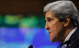 Kerry busca desbloquear ayuda de USD 700 millones para palestinos