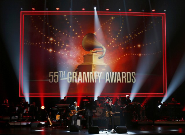 Premios Grammy se repartieron entre Juanes, Fun, Mumford & Sons y Black Keys