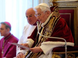 Las posibles razones de la renuncia de Benedicto XVI