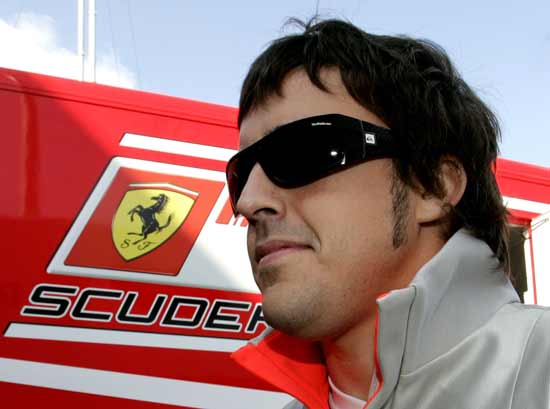 Ferrari regaña a Fernando Alonso por sus comentarios