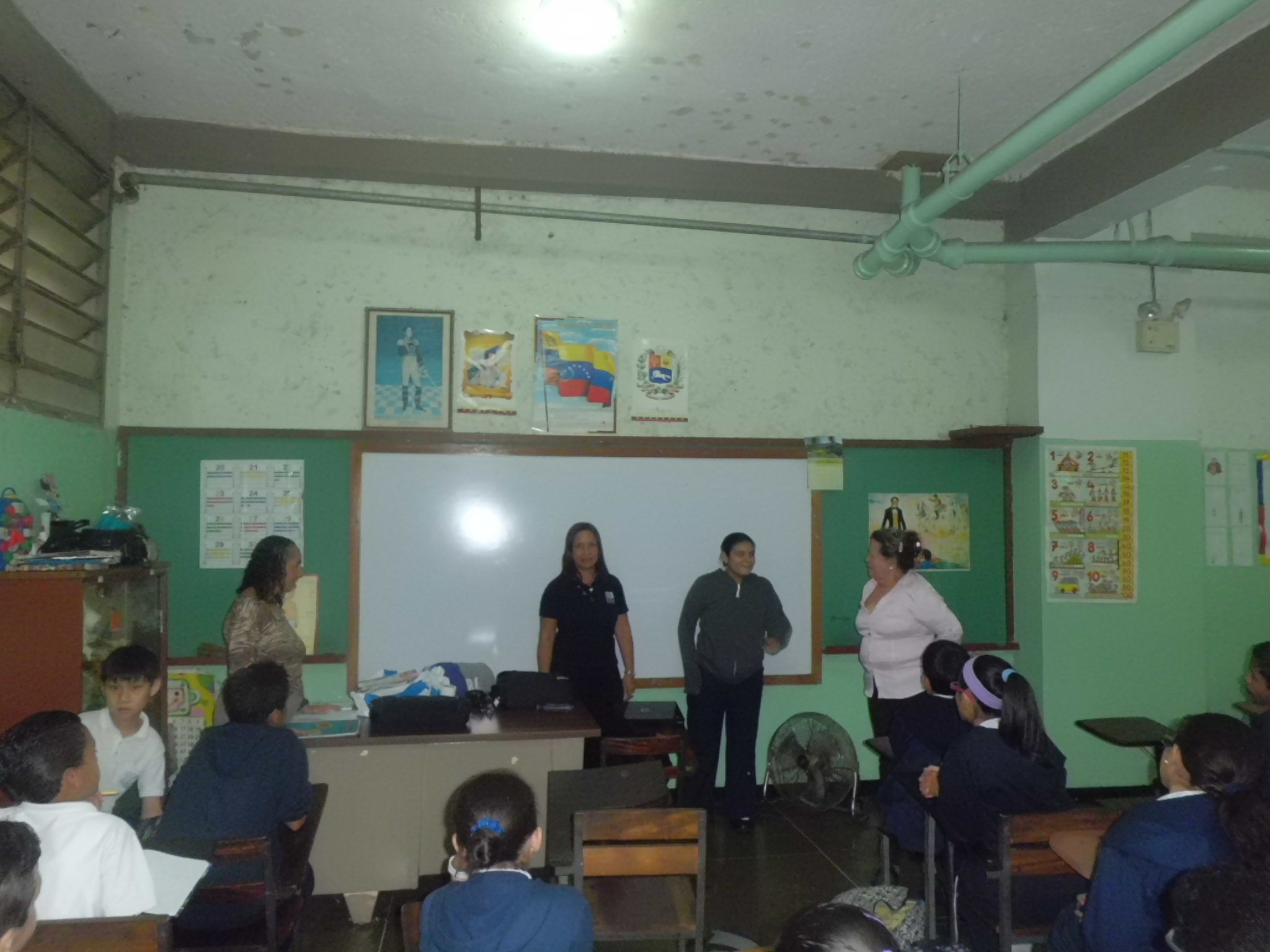 Alcaldía Metropolitana dicta talleres para prevenir acoso escolar