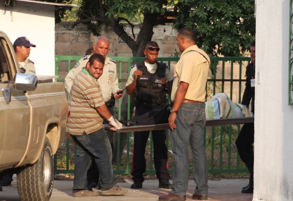 Asesinan a machetazos a profesor en Anzoátegui