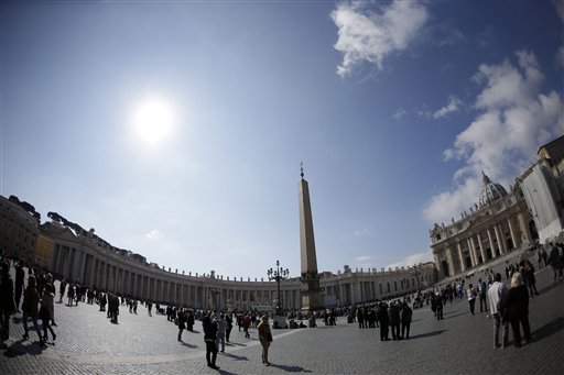 Una Roma en ebullición recibe el comienzo de la era del papa Francisco