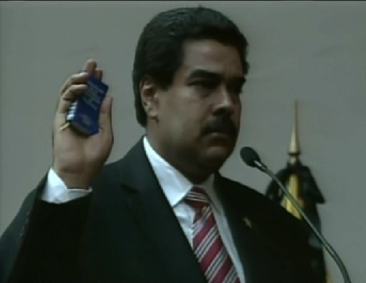 AVN: Presidente Maduro pide al CNE que convoque a elecciones inmediatamente