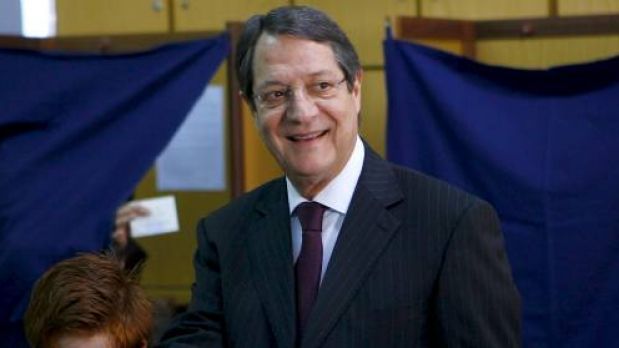 Presidente de Chipre agradece a los chipriotas su “madurez” ante reapertura de bancos