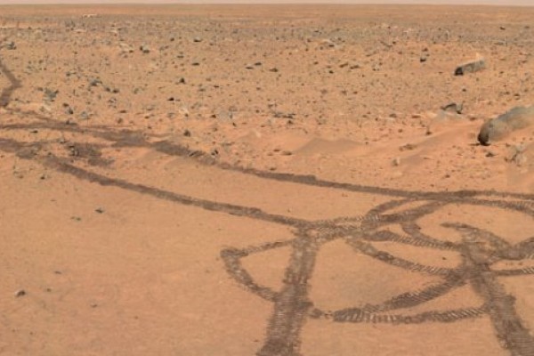 Encuentran “Pene gigante” en Marte (Foto)