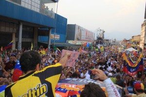 Capriles: Faltan ocho días para que amanezca una nueva Venezuela