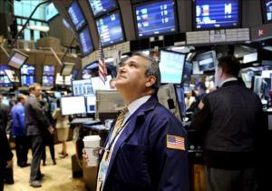 Wall Street abre en baja arrastrado por acciones energéticas