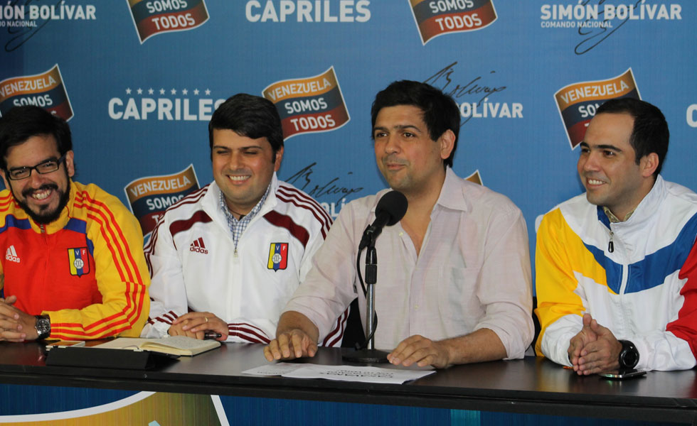 Más de 300 caravanas en todo el país para sellar el triunfo de Capriles