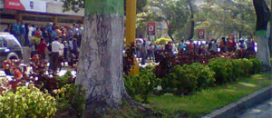 Protesta en Barquisimeto frente al Saime porque no dejan sacar cédulas (Fotos)