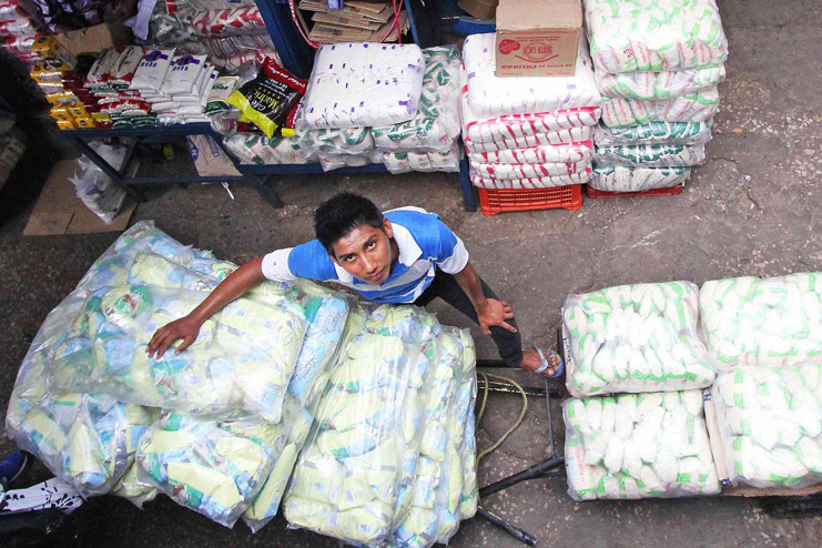Buhoneros: Los más abastecidos de la economía venezolana (Fotos + Video)