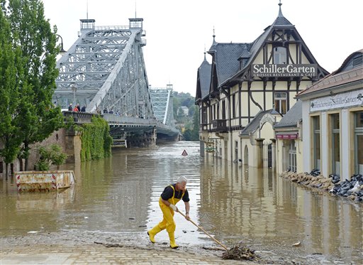 Inundaciones se extienden al norte de Alemania
