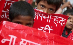 La comida que provocó la muerte de 23 niños en India contenía insecticida