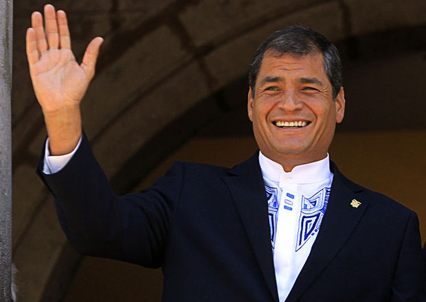 Correa llega a Caracas para reunirse con Maduro