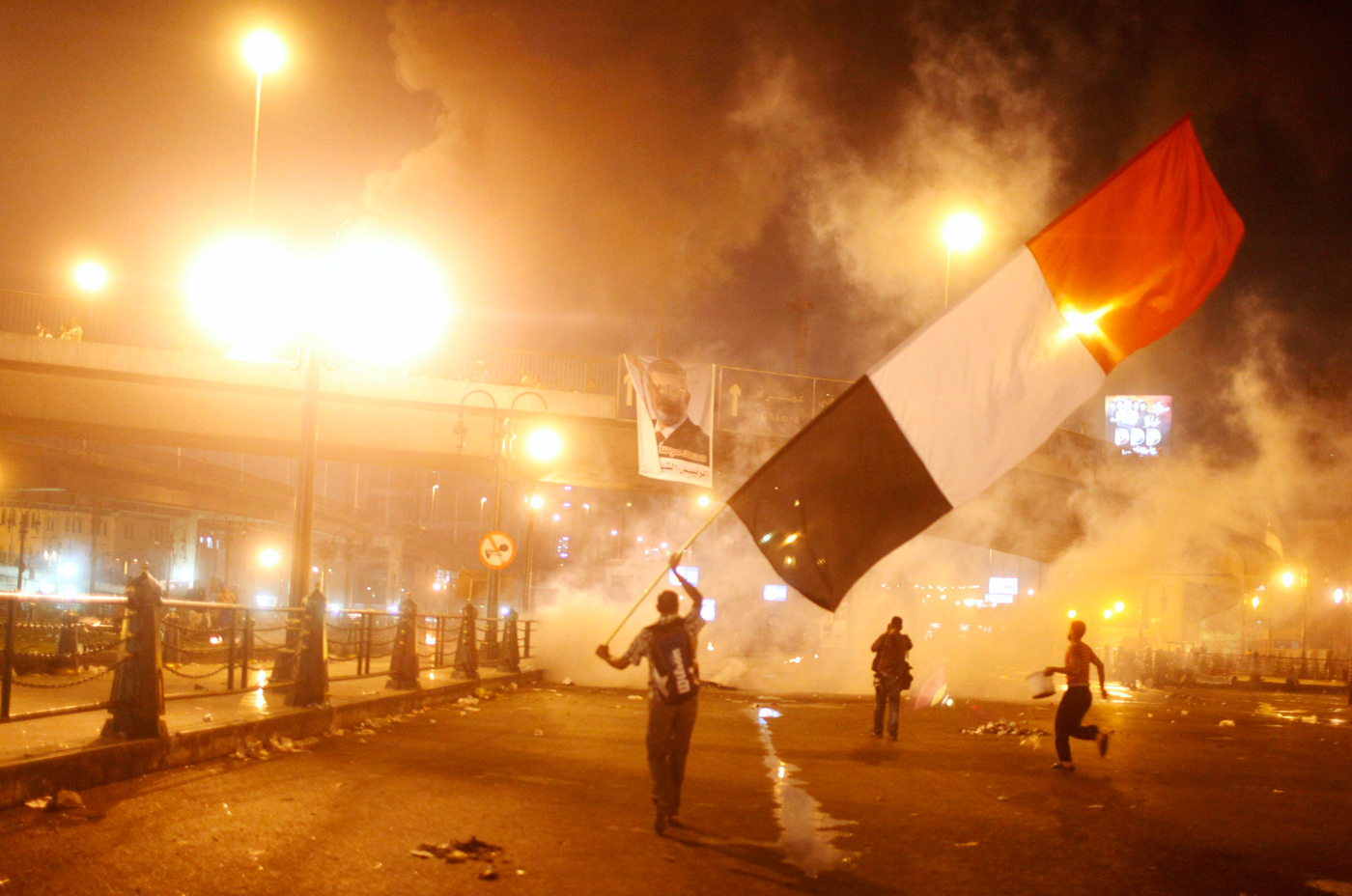 Siete muertos y decenas de heridos en nueva noche violenta en Egipto