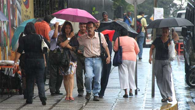 Inameh pronostica lunes nublado y con lluvias dispersas en todo el país