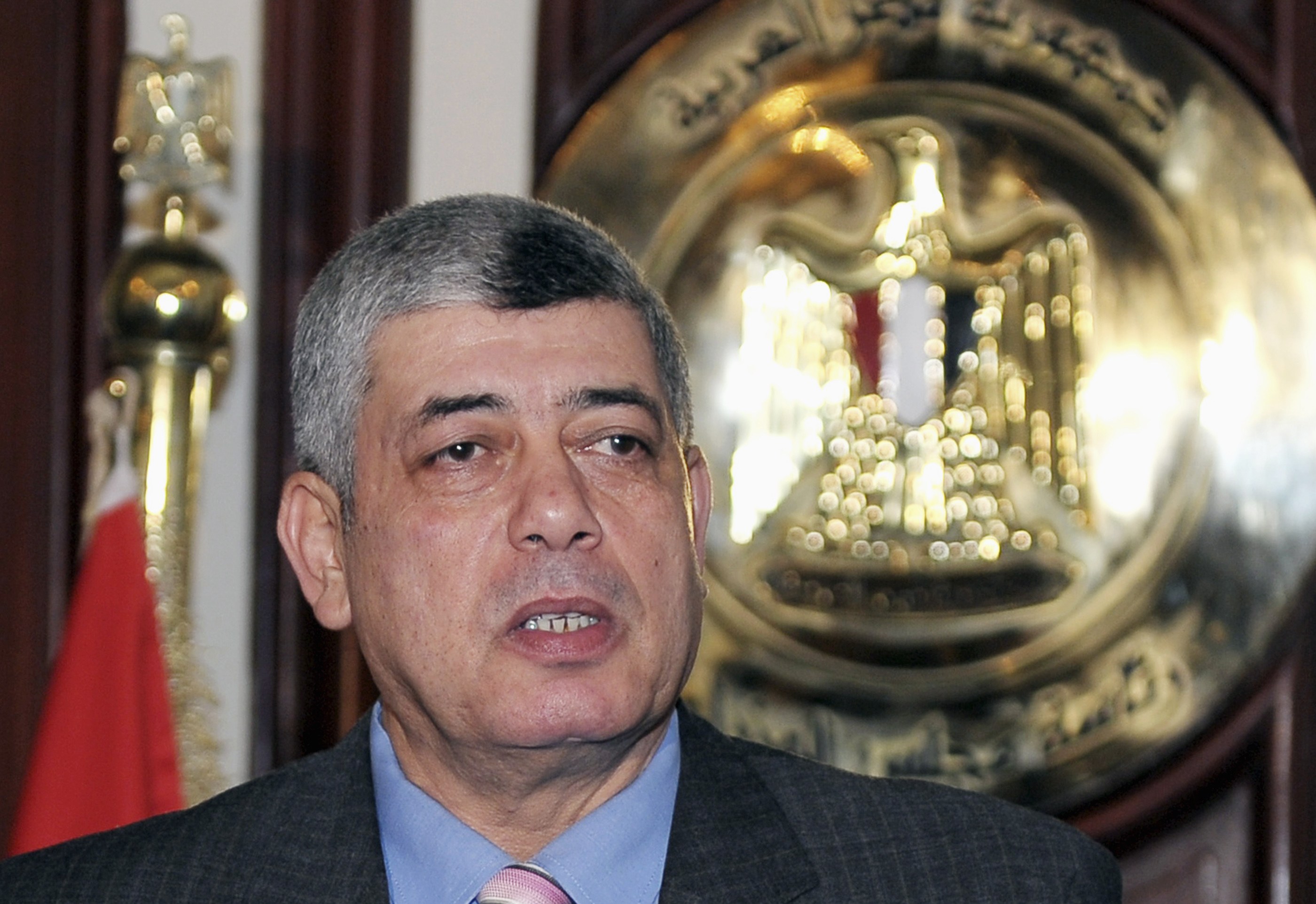Ministro egipcio del Interior sale ileso de un atentado