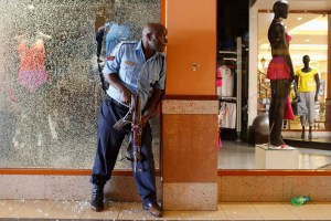 EEUU confirma que hay varios estadounidenses heridos en el ataque en Kenia