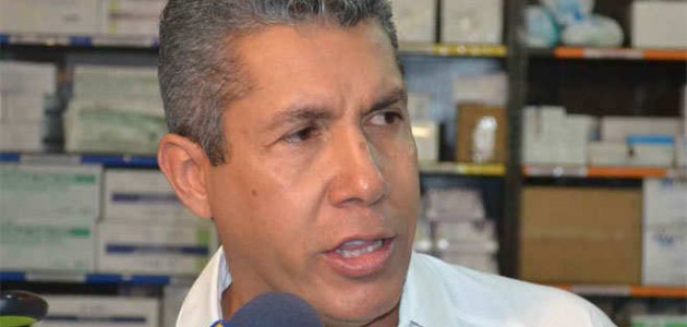Henri Falcón pide a la oposición dejar atrás debate sobre legitimidad de Maduro