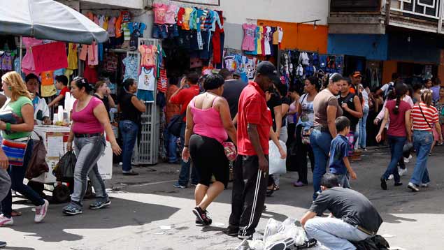 Más de 250 trabajadores informales son desalojados del centro de San Cristóbal