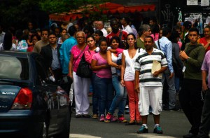 ¿Ineficiencia o saboteo?: Lo que dejó el mega apagón venezolano (fotos + encuesta)