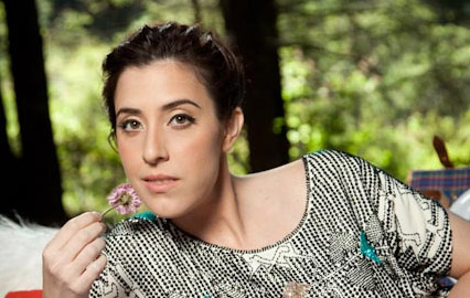 Mariana Vega le pone música a la serie “Niñas mal 2” de MTV