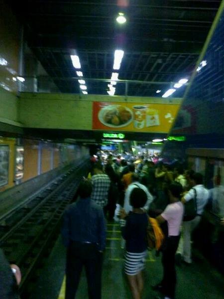 Fuerte retraso en el Metro de Caracas por falla de un tren