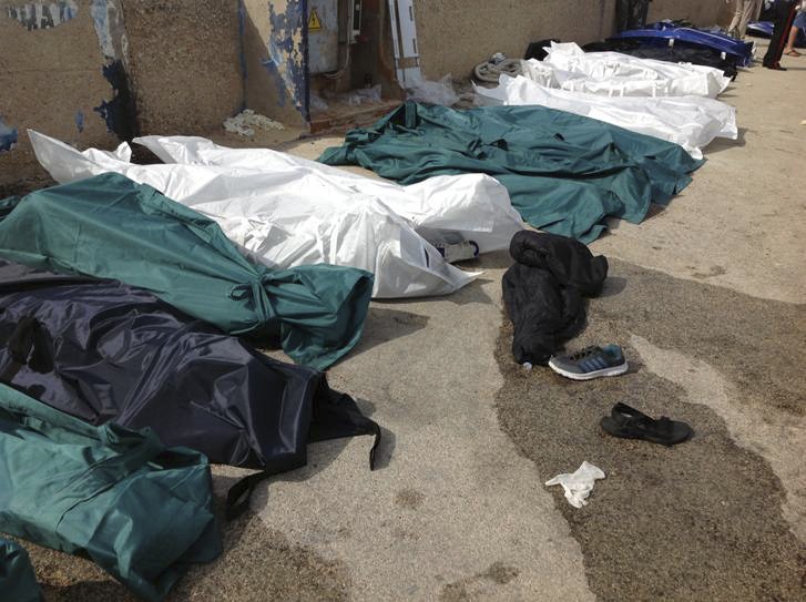 Cifras de la tragedia en Italia: 111 muertos y 155 sobrevivientes