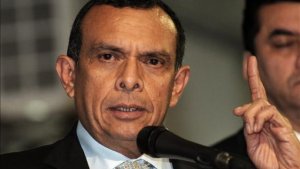Presidente de Honduras rendirá homenaje póstumo a Hugo Chávez