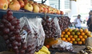 El precio de la uva se disparó a 300 bolívares el kilogramo