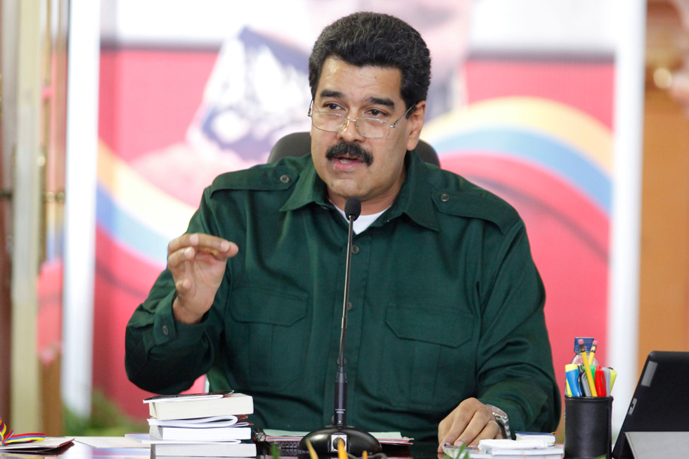 Maduro: Ministros han colocado cargos a la orden para facilitar renovación del Gobierno