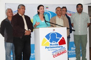 Movida Parlamentaria: El paquetazo cubano es el verdadero regalo de Nicolás para los venezolanos
