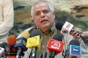 Enrique Mendoza rechaza acusaciones de Diosdado Cabello