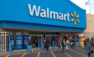 EEUU: Walmart eleva edad para comprar armas a 21 años