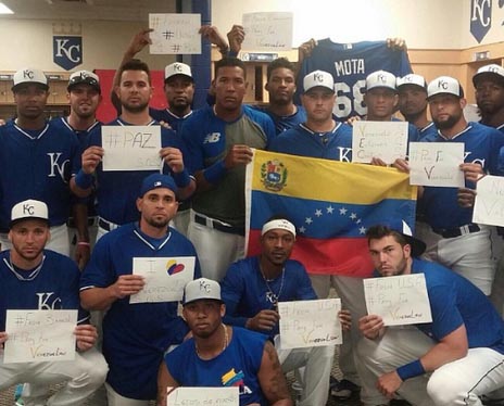 Otros equipos de Béisbol se unen a la protesta de #PrayForVenezuela