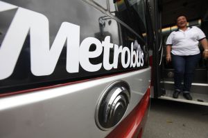 Suspendidas rutas del Metrobús Plaza Venezuela, Las Palmas, Chacaíto, Las Mercedes y Baruta