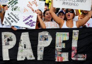Ipys Venezuela: Al menos 11 medios impresos suspenderán ediciones para ahorrar papel