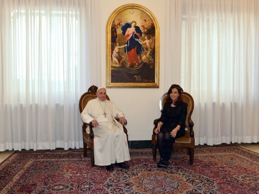 Cristina Kirchner se lesionó en Roma antes de reunión con el Papa (Fotos)