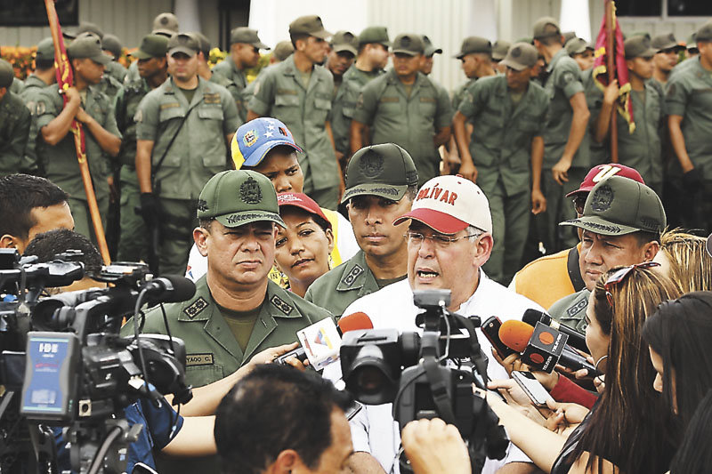 Alto mando de la GNB premia a funcionarios por sus actuaciones ante protestas en Bolívar