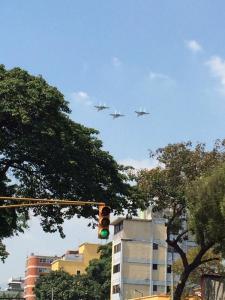 Continúa práctica de desfile aéreo en Caracas