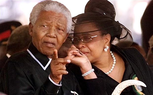 Esposa de Mandela renuncia al 50% de la herencia