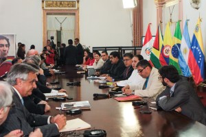 Unasur cierra visita con recomendaciones a Maduro sobre diálogo