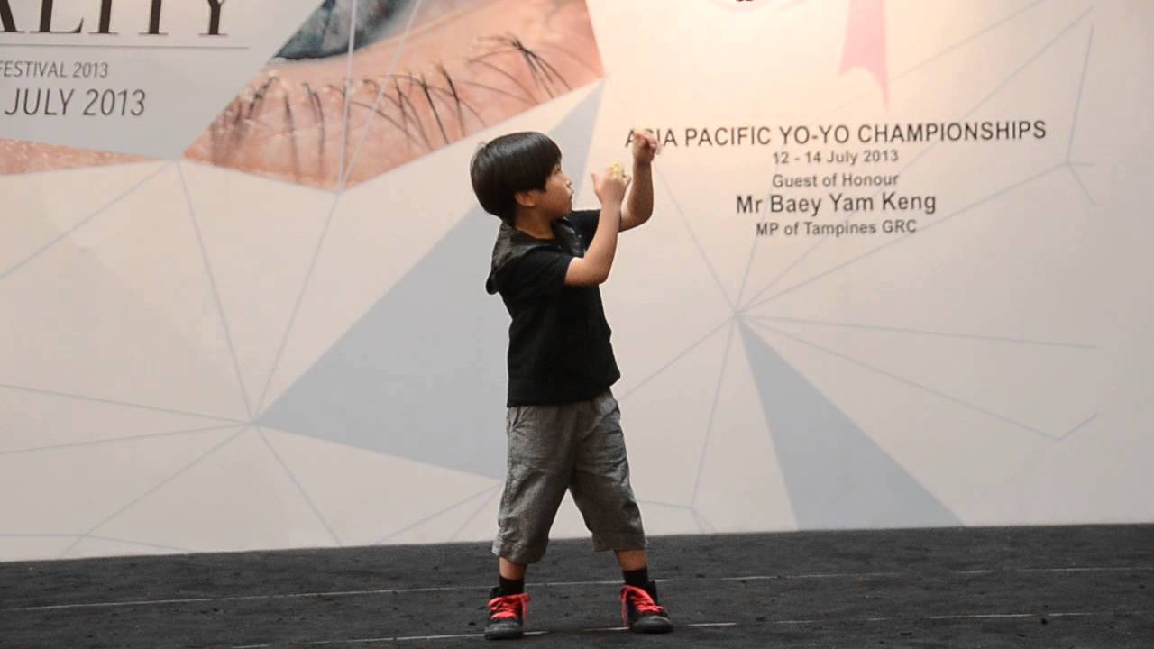 Las habilidades del “niño Yo-yo” harán volar tu mente (Video)