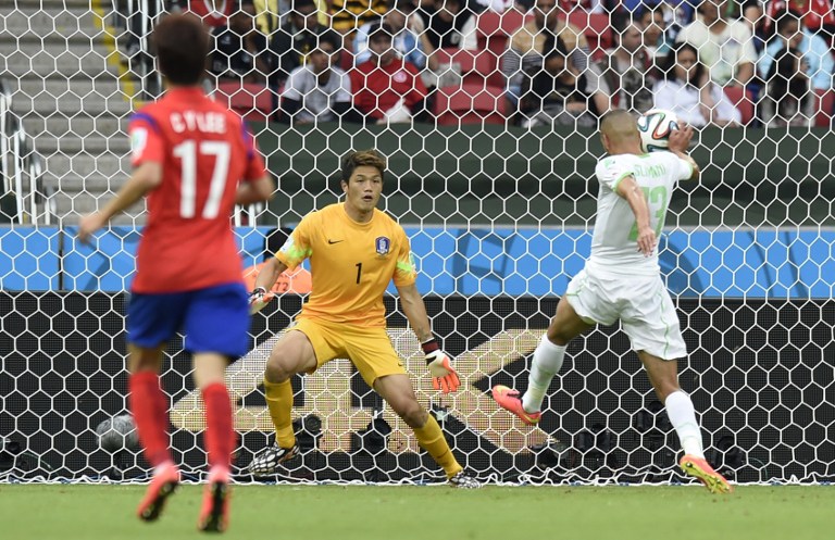 GRUPO H: Argelina derrota a Corea del Sur en festival de goles