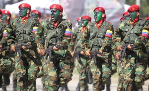 El Frente Institucional Militar denuncia que las Farc se instalarán en territorio de Venezuela
