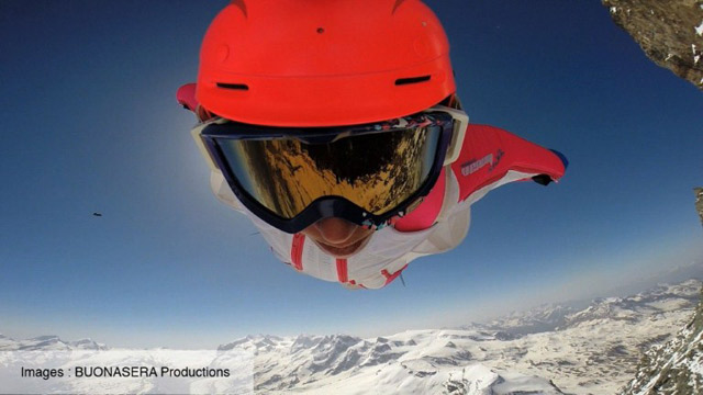 Un salto de vértigo para la historia (Video)