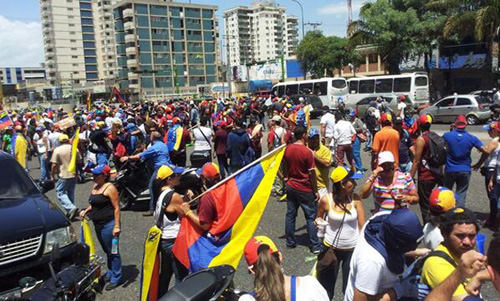 Valencianos regresaron a la calle este 24 de junio por la libertad